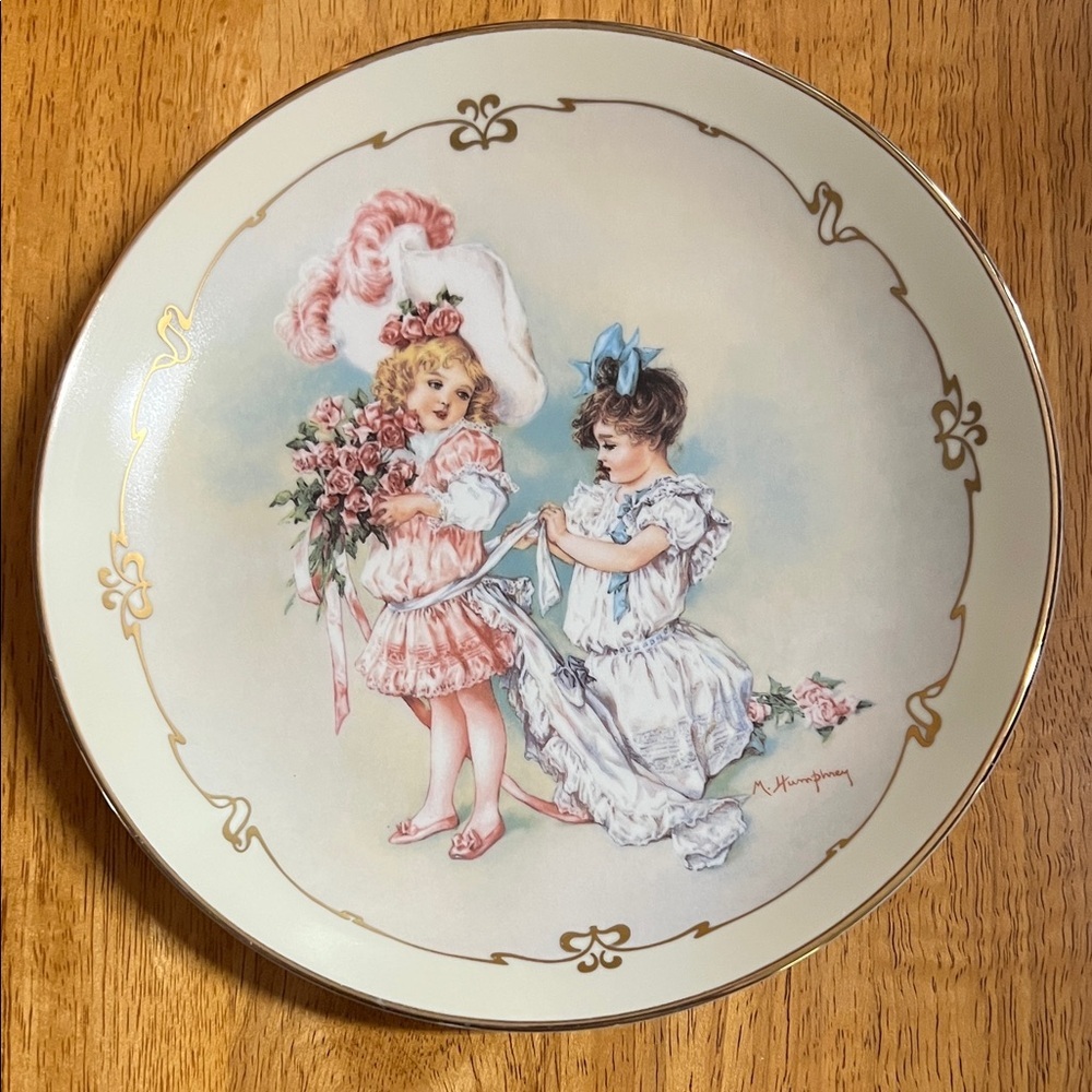 Decorative Plate with Victorian Children Design Playing Bridesmaids 1989